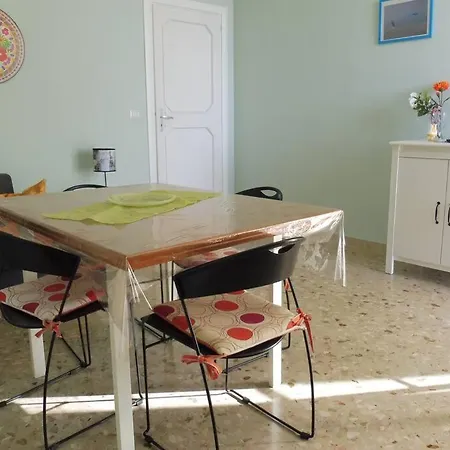 Apartment In A 100 Metri Dal Mare Fontane Bianche